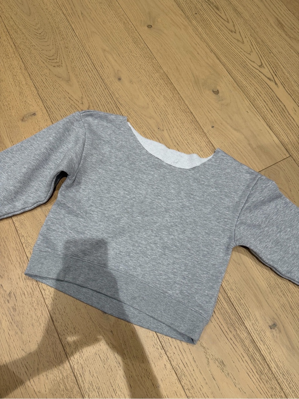 Abercrombie off the shoulder top Size small